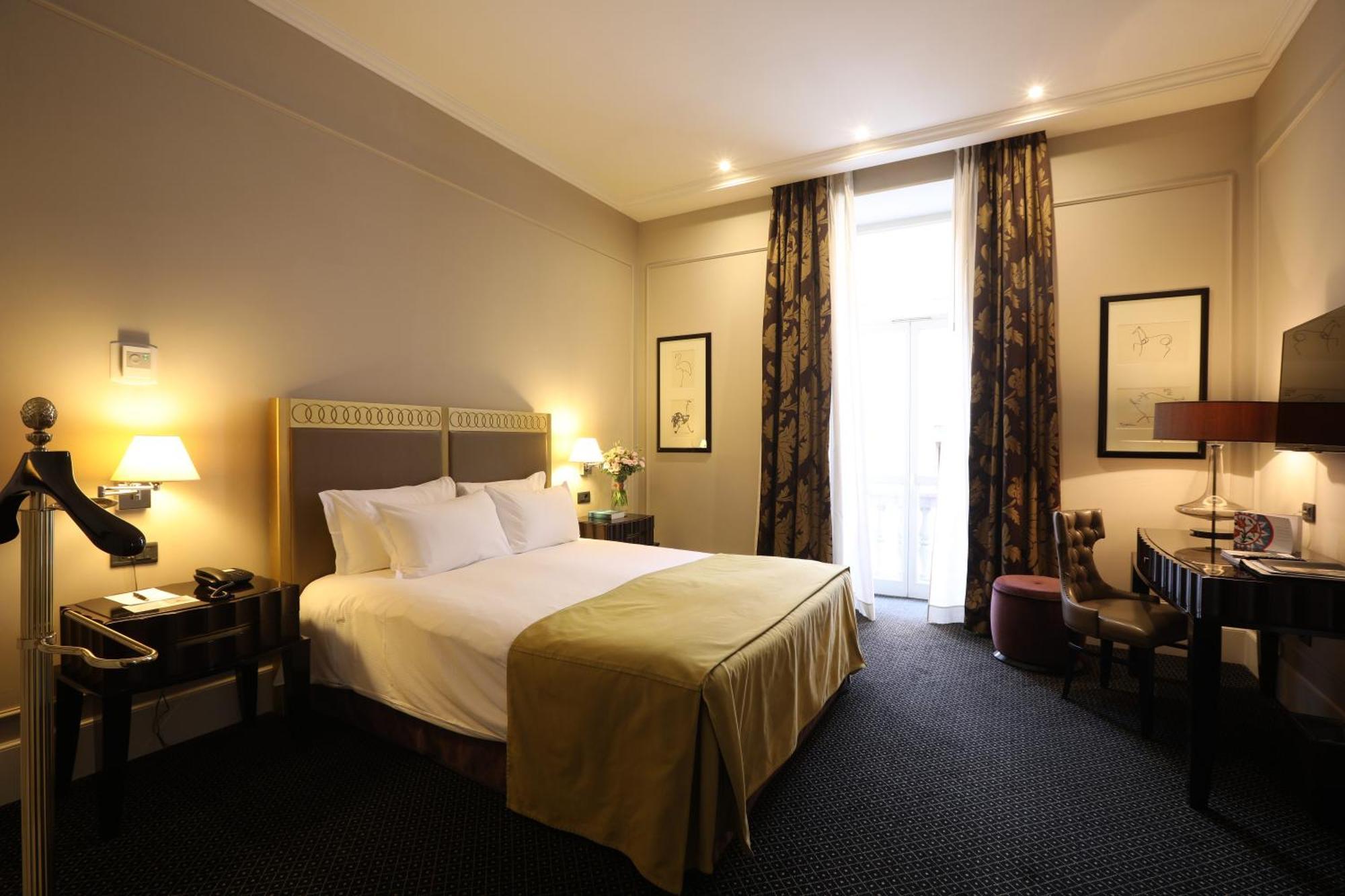 Grand Hotel Yerevan - Small Luxury Hotels Of The World エクステリア 写真